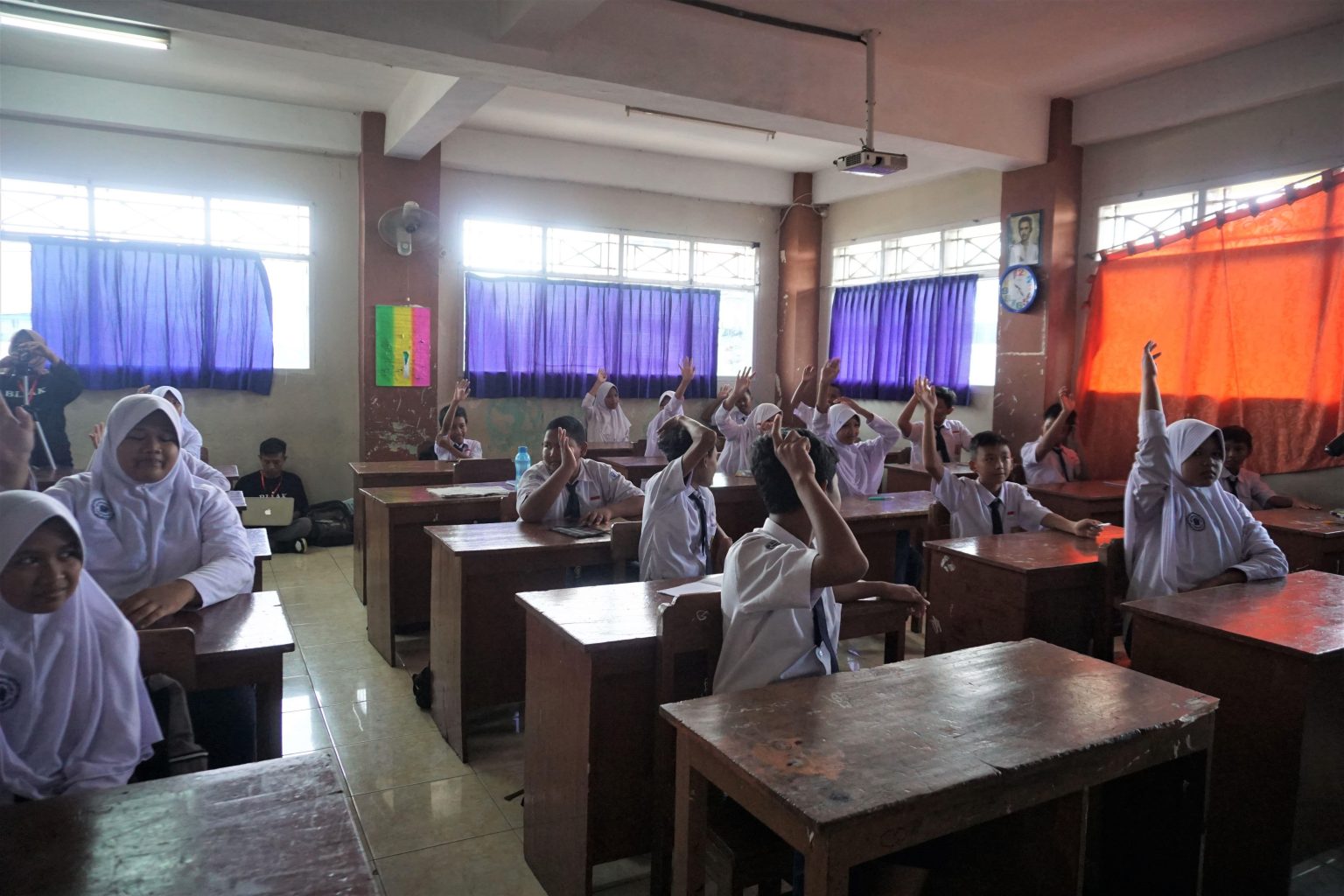 "Who has a best friend? Hands up!"